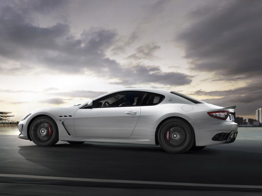  Maserati GranTurismo MC Stradale 2010 года  (фото 17 из 119)